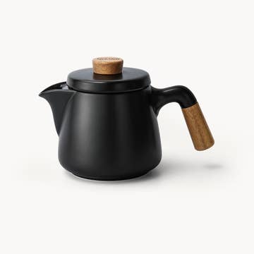 Traditional Japanese Tea Set 6 Pieces 620ml Black with Wooden Tray