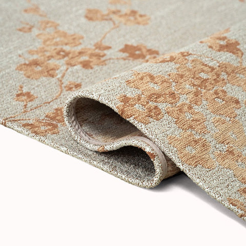 Louis De Poortere Tappeto Floreale Eco – Petal Dew / Beige Sakura