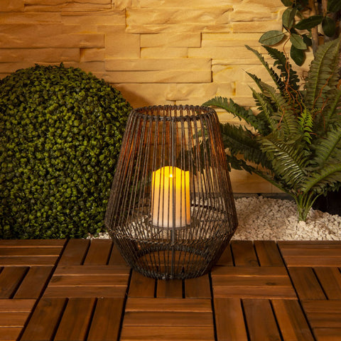 Lampada solare a LED da esterno Plasto in metallo marrone e plastica intrecciata di diametro 26 cm accesa con luce calda 