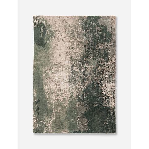 Tappeto flatweave ecologico nei toni del verde pino, marrone terra, blu e dettagli oro con venature a spaccatura Cracks Pino Scuro di Louis De Poortere