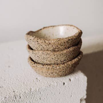 dettaglio texture ciotola Umbria effetto terrazzo
