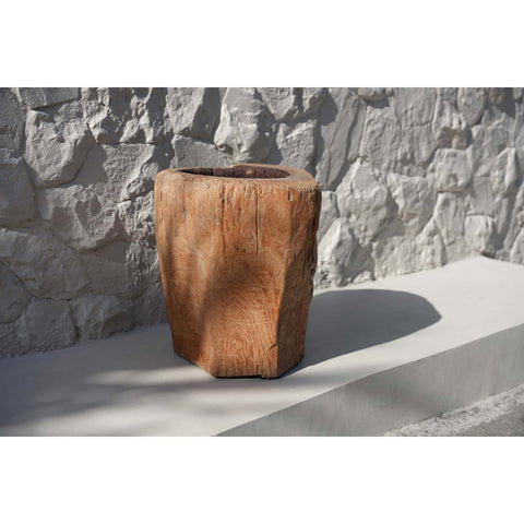Candela Scultorea in Tronco di Legno e Vaso Tradizionale (34x38 cm)