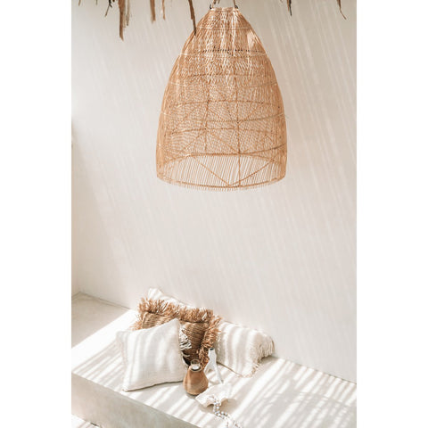 Lampada a sospensione The Twister in rattan naturale – M