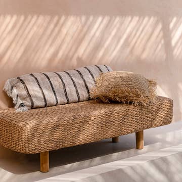 panca artigianale naturale con gambe in legno