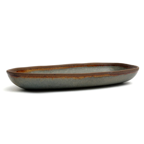 Large rectangular stoneware serving platter with gray and blue hues, model “Côa L,” in the Japandi style.