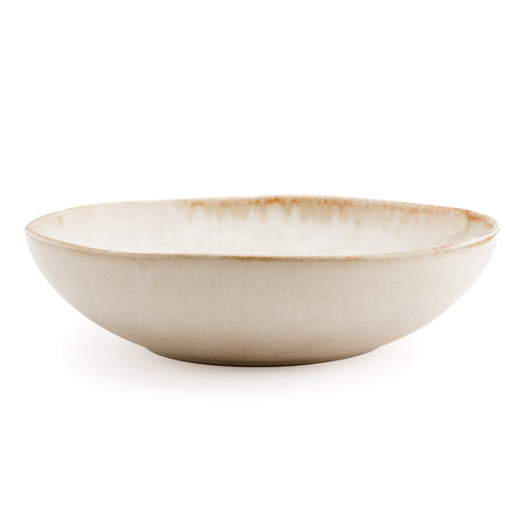 Cream-colored stoneware pasta bowl with a hand-painted, ombre-effect rim in the Cascais Japandi style.