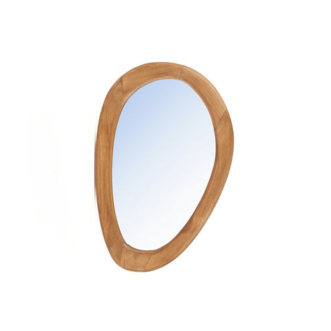 Specchio da parete con cornice organica asimmetrica in legno di teak naturale The Organic Mirror M in stile Japandi.