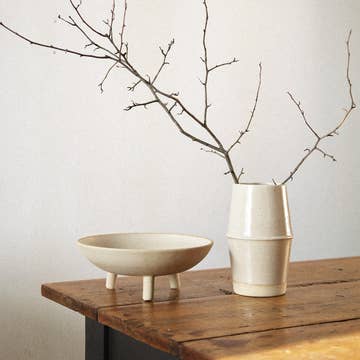 Japandi Beige Stoneware Bowl with Three Legs 28 cm